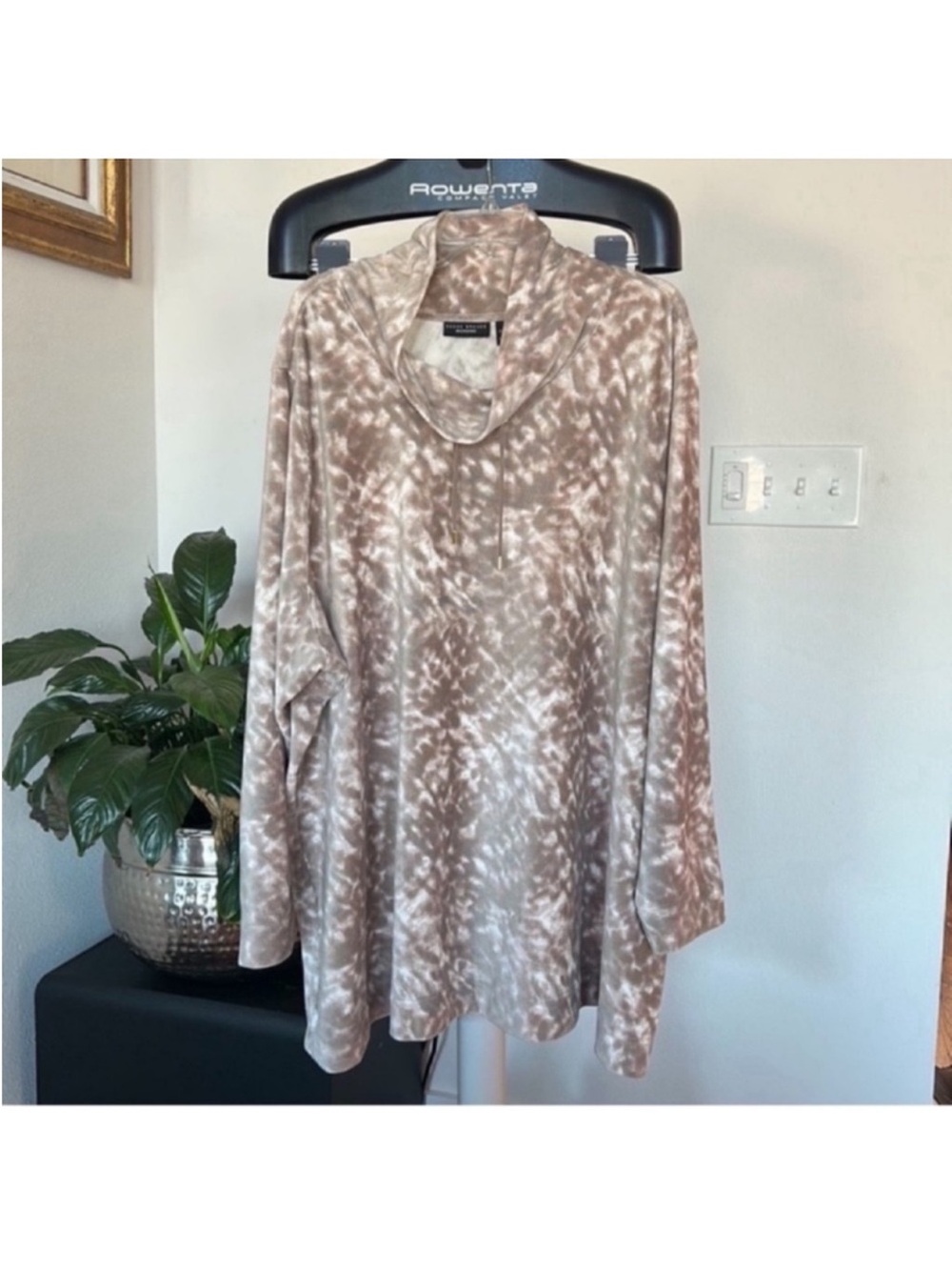 Susan Graver Plus Corduroy Tunic Top/Sweatshirt Sz 5X Cowl Neck Animal Print